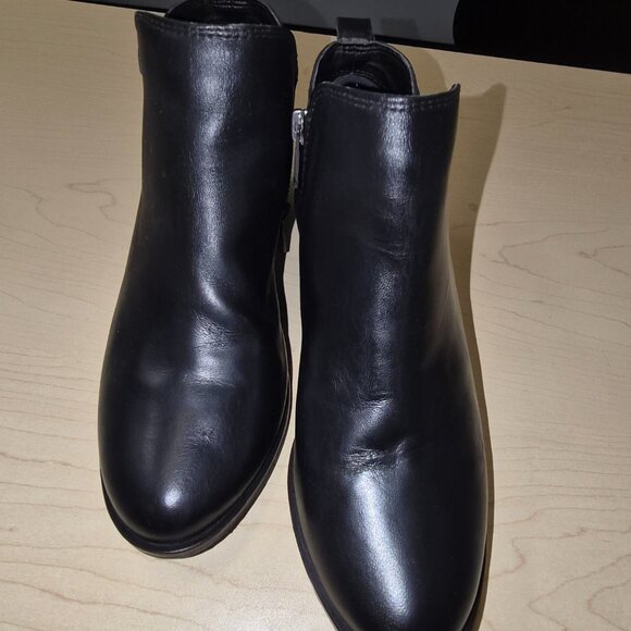 Lucky booties size 7.5 Brand Basel, Black - Picture 4 of 7